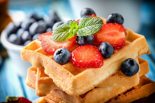 What Techniques Ensure a Perfectly Crisp and Fluffy Belgian Waffle?